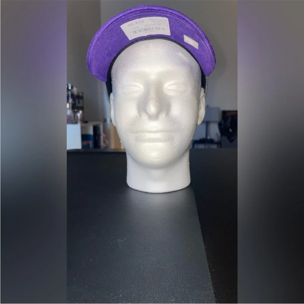 SOLDNWT NBA ultra game Los Angeles lakers cap - Picture 2 of 11